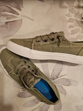 Blowfish Army Green Shoes